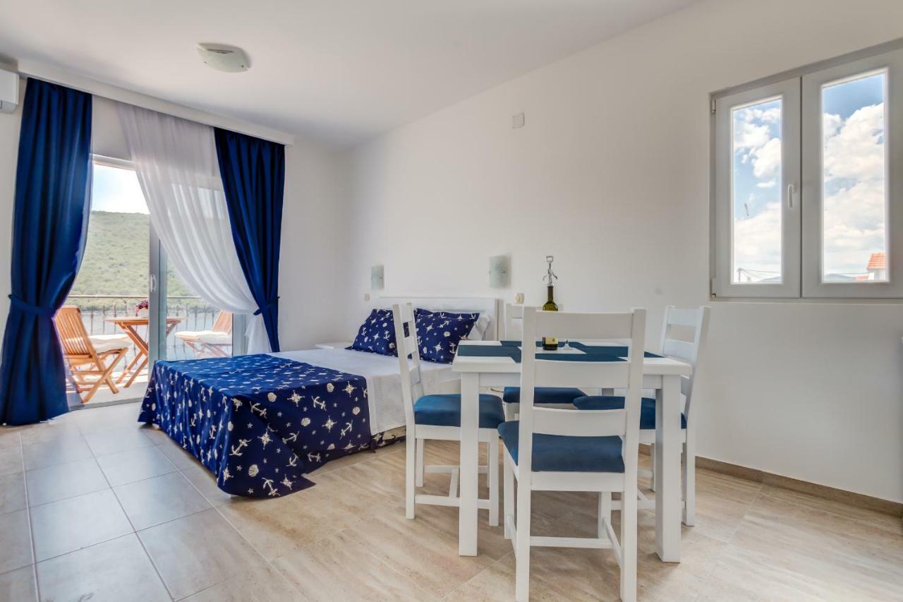 Villa San Apartments Tivat Exterior foto